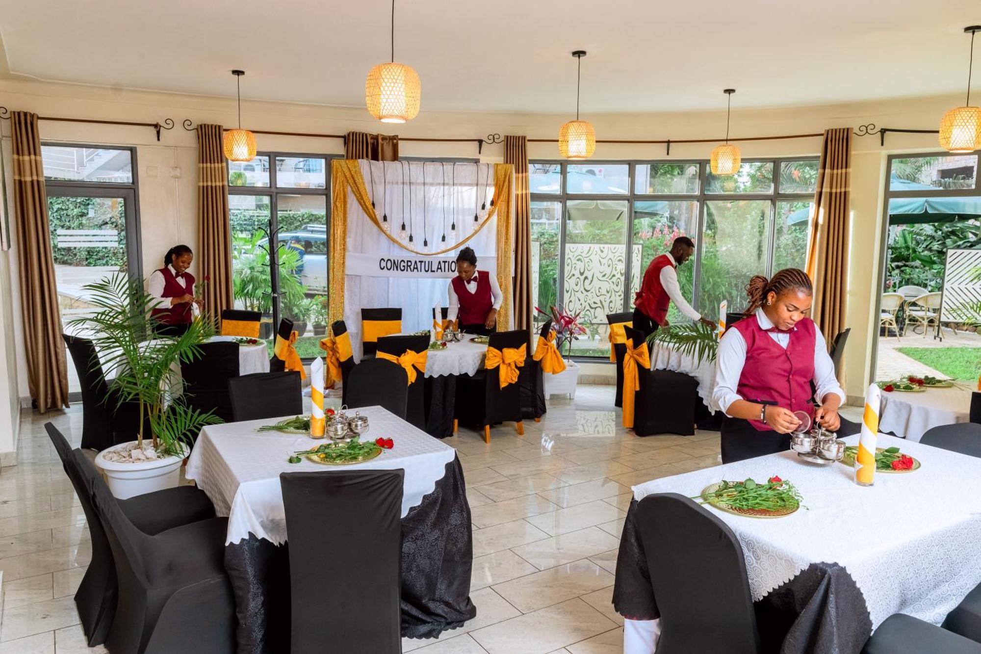 One Click Hotel Kigali Eksteriør billede